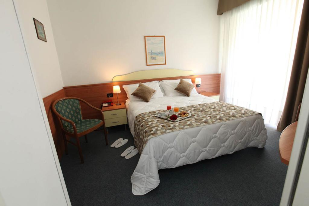 Hotel Derby S Lido di Jesolo Eksteriør bilde