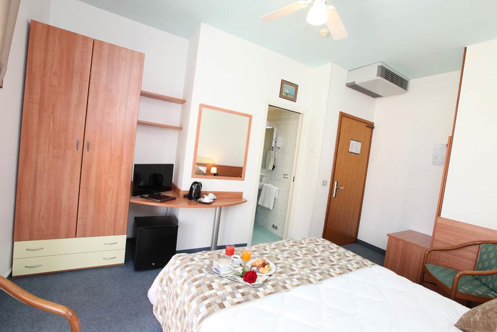 Hotel Derby S Lido di Jesolo Eksteriør bilde